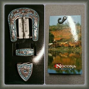 Nocona Belt Buckle Set Bling Blue Crystals